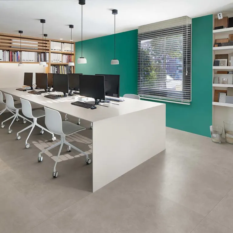 Tyles carrelages céramiques surface commerciale grand format sol