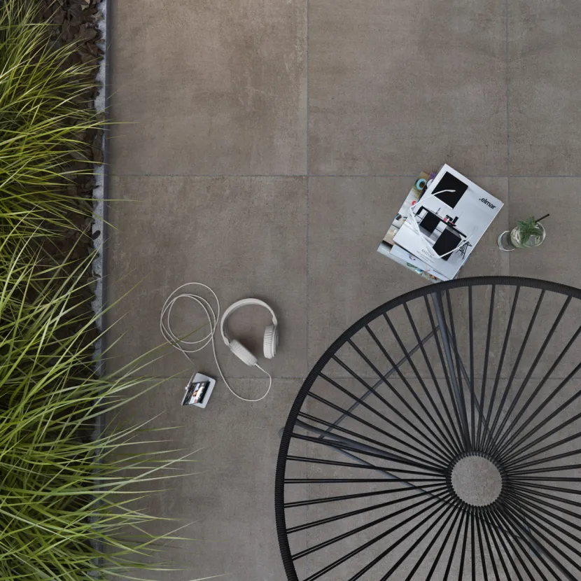 Tyles keramische betonlook tegels terras grijs groot formaat